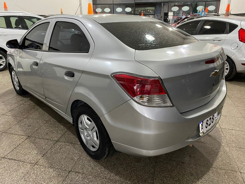 Imagen 7 de 11 de Chevrolet Prisma 1.4 Full 2018