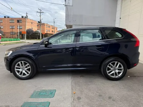 Volvo XC60 2.0 T5 Awd Summum