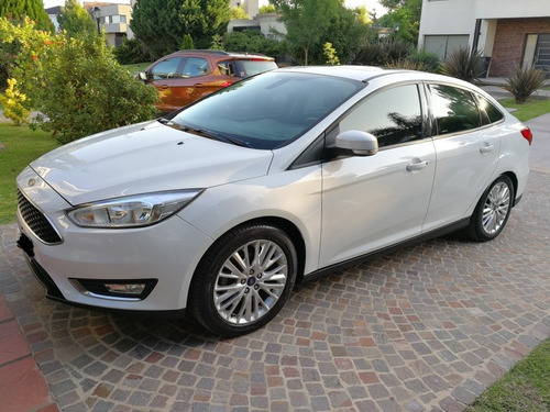 Ford Focus Iii 2.0 Sedan Se Plus At6 2015