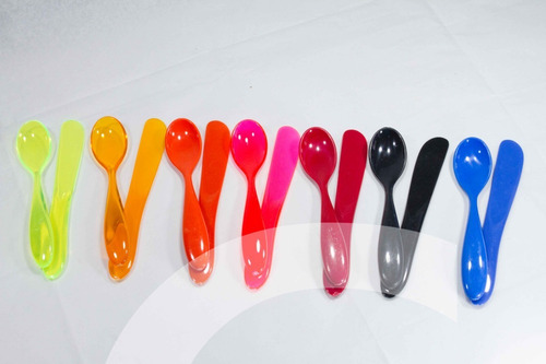 Imagen 6 de 6 de 100 Cucharas + 100 Untadores Plástico Acrílico Pastel Oferta
