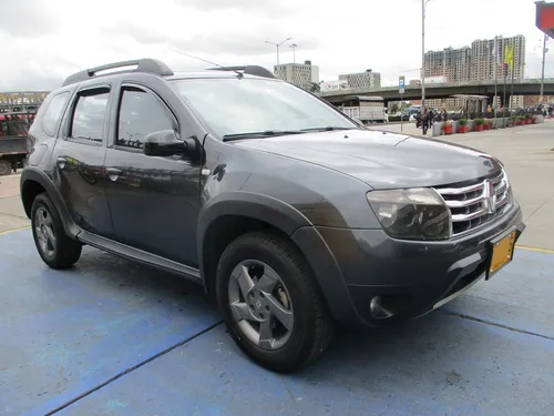 Renault Duster DYNAMIQUE 4X2 2000CC MT AA