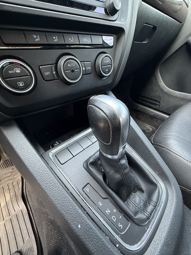 Volkswagen Vento 1.4 Highline 150cv At