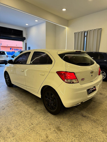 Chevrolet Onix 1.0 Joy 5p