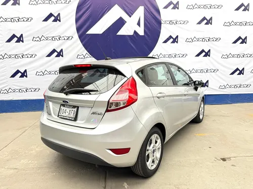 Ford Fiesta 1.6 Se Hchback At