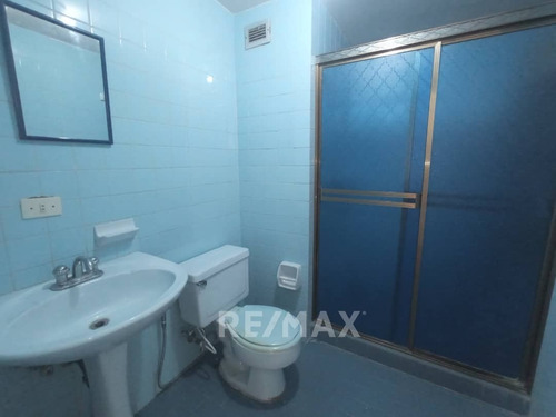 Imagen 21 de 21 de Apartamento En Alquiler Urb. Maneiro Resd. Villas Velamar