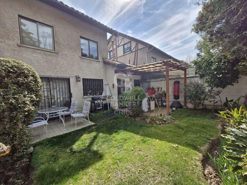 Oportunidad Venta Casa Tres Pisos Lo Barnechea