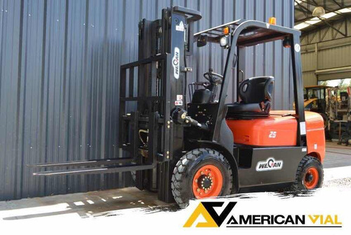 Imagen 1 de 3 de Autoelevador Wecan 2.5 T-torre Triple 4.5 Mts Alt. Container
