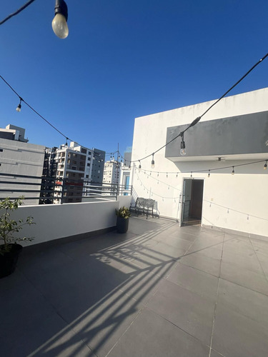 Apartamento En Renta De 1 Habitación, Paraíso