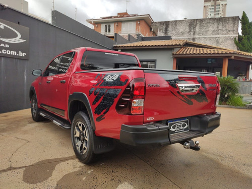 Toyota Hilux 2.8 SR CHALLENGE 4X4 CD 16V DIESEL 4P AUTOMÁTICO
