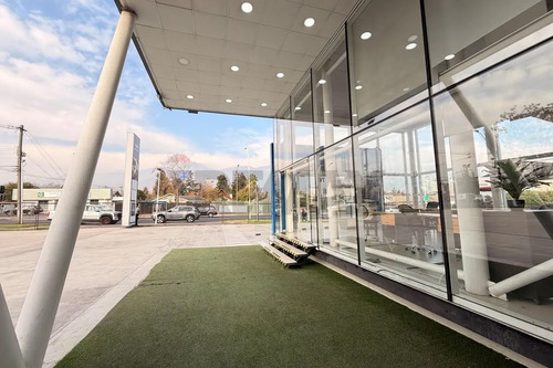 Exclusiva Propiedad Comercial En Venta