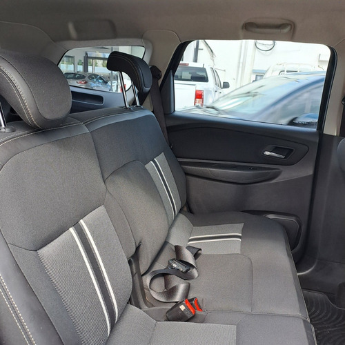Imagen 17 de 17 de Chevrolet Spin Activ 1.8n M/t Gnc 2016