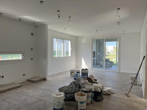 Casa Venta Al Agua Virazón Nordelta 5 Dormitorios Suite Galeria Parrilla Pileta