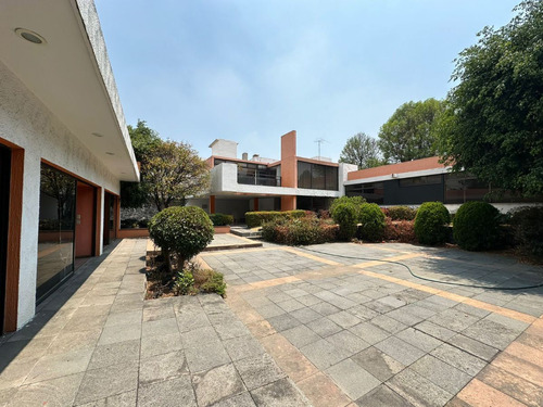 Casa En Venta  Como Terreno En Jardines Del Pedregal