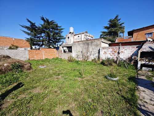 Casa En Venta En G. Catan