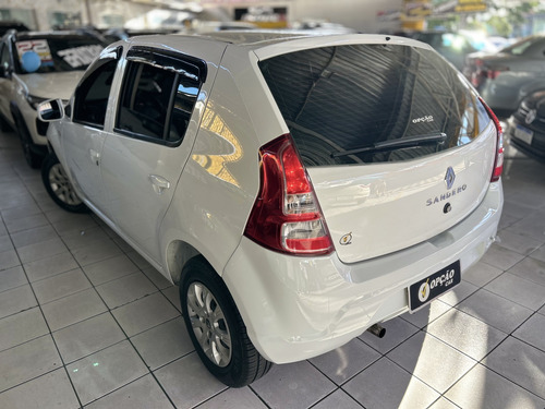 Renault Sandero 1.0 AUTHENTIQUE 16V FLEX 4P MANUAL
