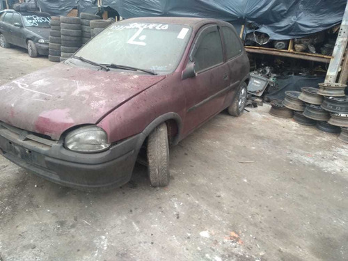 Imagem 3 de 6 de Sucata Gm Corsa Super 1997 Para Retirada De Peças