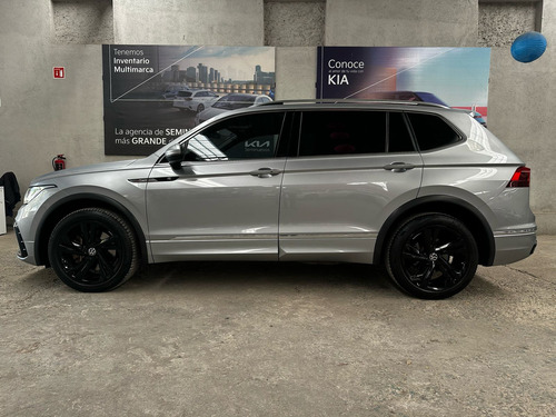Volkswagen Tiguan 5p R-Line L4/2.0/T Aut