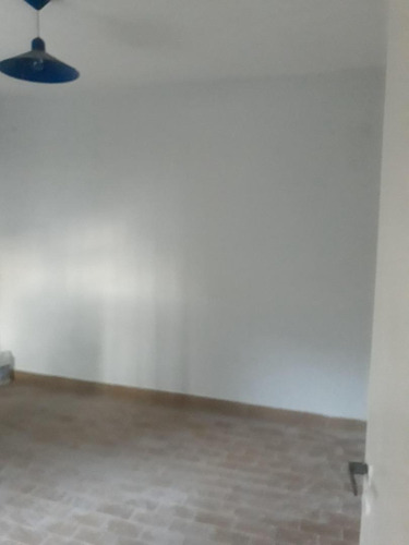 Imagen 7 de 9 de Casa En Excelente Ubicacion!!!