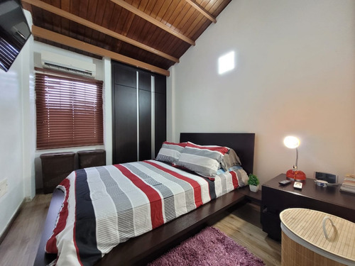 Town House Moderno En Resd Villa Jardin San Diego