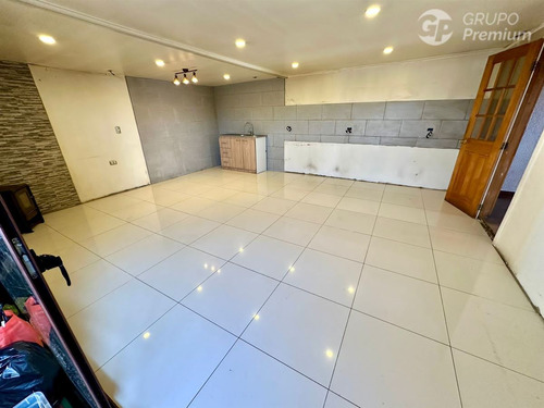 Casa En Arriendo De 5 Dorm. En Coronel