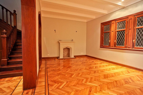 Imagen 3 de 29 de Casa Estilo Tudor En Alquiler - Belgrano R. Impecable Estado.