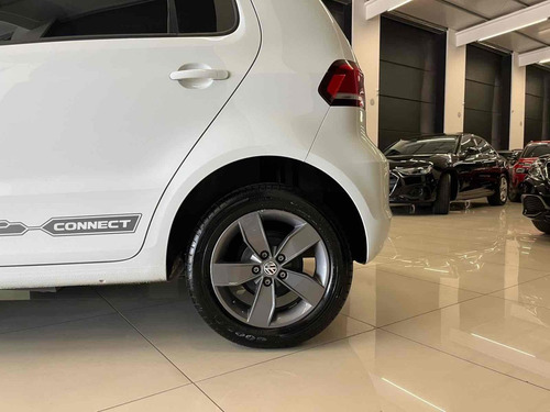 Volkswagen Fox 1.6 MSI TOTAL FLEX CONNECT 4P MANUAL