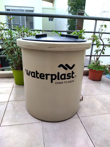 Tanque Agua Waterplast Tricapa 150 Lts Multiuso Crema (Usado)