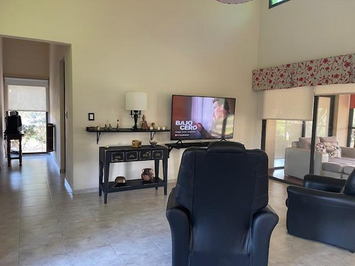 Casa En Venta Club De Campo El Moro, Marcos Paz