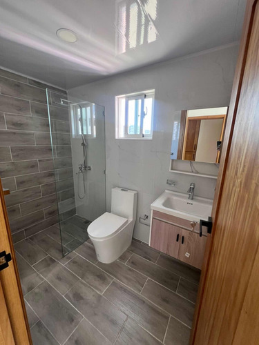 Venta De Apartamento En La Avenida Hispanoamericana