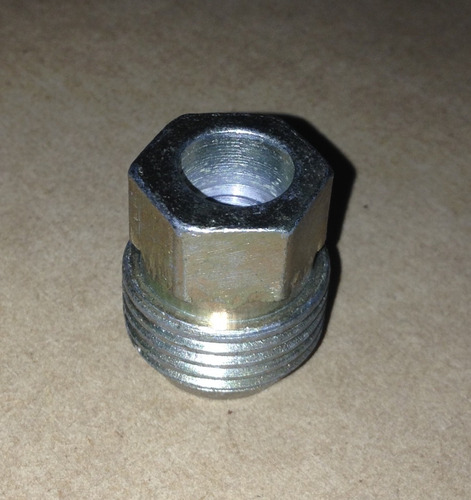 Imagen 1 de 3 de Tuerca 14x1.5 Rosca Externa Silverado/cheyenne(pack 2 Unid.)