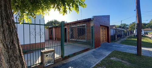 Imagen 4 de 20 de Chascomus 1396 Esq Saladillo - Bosques - Barrio El Rocio