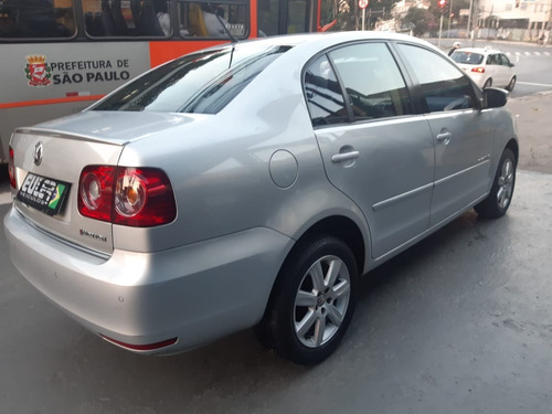 Imagem 5 de 9 de Polo Sed. Comfort.1.6 Imotion Tot. Flex 8v 2012 Comp/ún.don