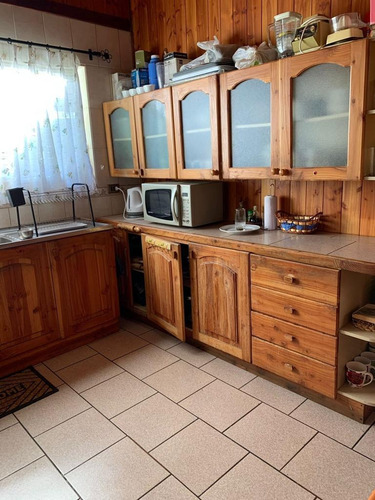 Imagen 9 de 30 de Se Venda Casa 5 Dormitorios Y 4 Baños. Pucón
