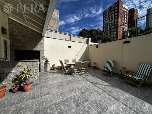 Venta Casa De 5 Ambientes Con Patio Y Cochera En Wilde