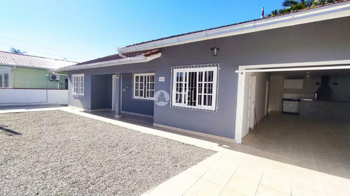Imagem 2 de 15 de Casa Com 3 Dorm. No Perequê Em Porto Belo - 2628