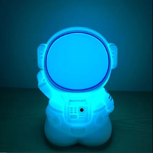Luminária Noturna De Astronauta Para Crianças
