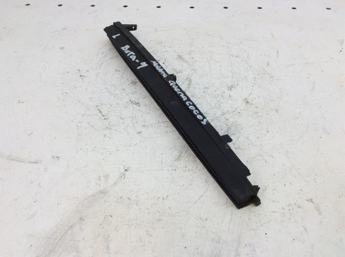 Moldura Izquierda De Quemacocos Vw Bora Mod 05-10 Orig (Usado)
