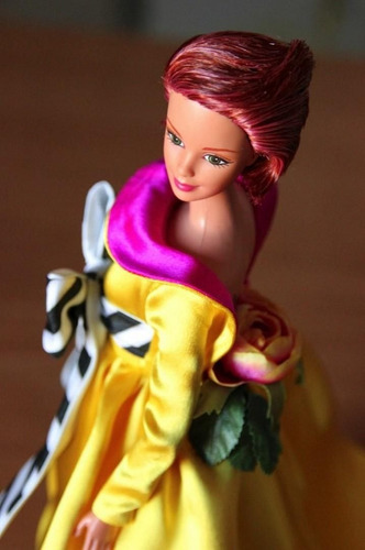 Barbie Bill Blass, Edición Limitada Año 1996 (Usado)
