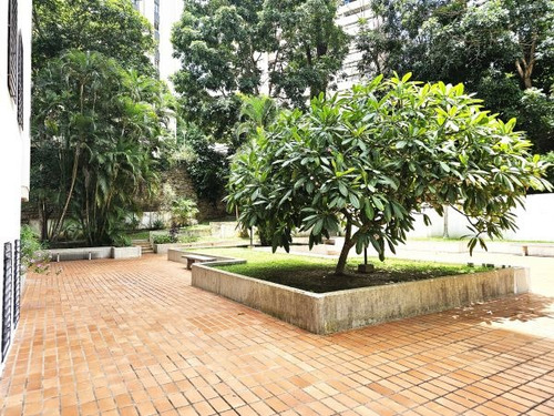 Amplio Apartamento En Los Naranjos Del Cafetal