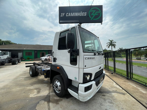 Ford Cargo 816 2019