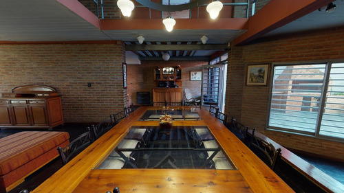 Excelente Casa 5 Ambientes Con Parque En Flores