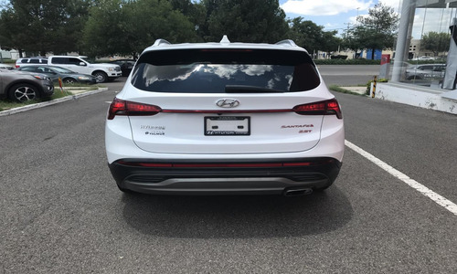 Hyundai Santa Fe 2022