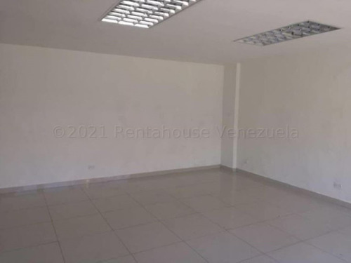 Imagen 4 de 30 de Locales En Venta Zona Centro Barquisimeto 21-18814 #m