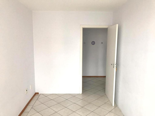 Imagem 3 de 12 de Sala Com Vista Livre E 1 Vaga De Garagem! - Sa0756