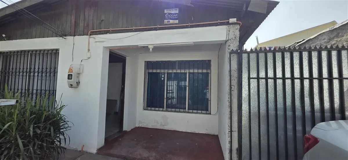 Imagen 1 de 30 de Casa En Venta De 3 Dorm. En Peñalolén / Para Comercio