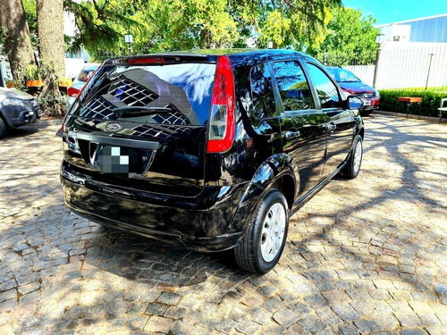 Ford Fiesta 1.6 Ambiente Plus Mp3 5pts 2013 82.000km Fcio