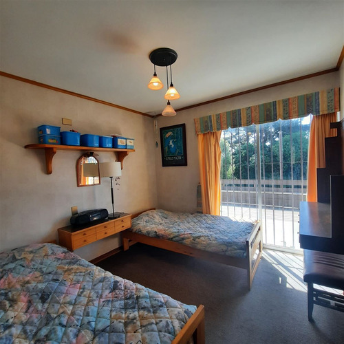 Casa En Venta De 4 Dorm. En Santo Domingo