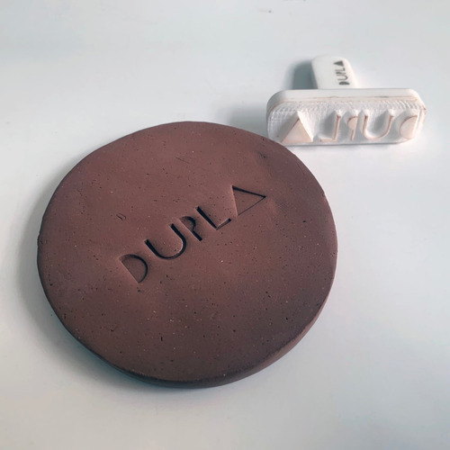 Imagem 7 de 9 de Carimbo P/ Cerâmica Personalizado - 4cm X 4cm