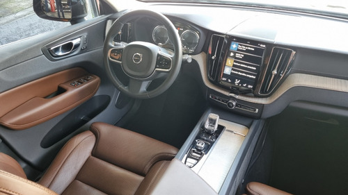 Volvo XC60 2.0 T8 Inscription Drive-e 5p Hibrido