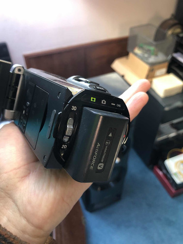 Imagen 3 de 6 de Handycam Sony 2d/3d Touch Hdr- Td20 20.4 Mega Pixeles